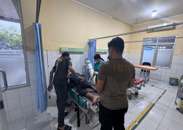 Hujan Deras Berteduh di Bawah Pohon, 3 Warga Bengalon Kutai Timur Tersambar Petir