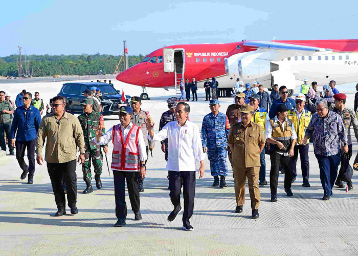 Jokowi Perintahkan Menhub Ubah Status Bandara IKN Jadi Komersial