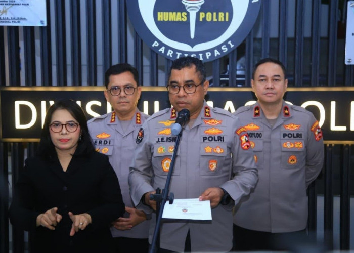 50 Pati Polri Naik Pangkat, 1 Jadi Komjen, 15 Irjen, dan 34 Brigjen