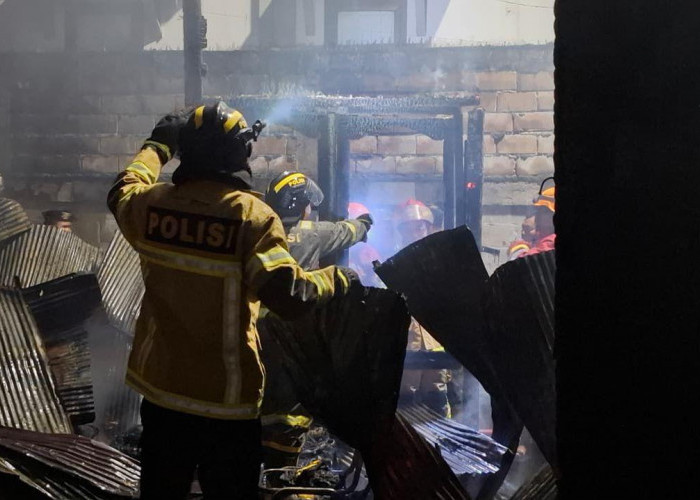 Toko dan Bengkel di Balikpapan Utara Terbakar, Satu Pelajar SD Tewas Terpanggang