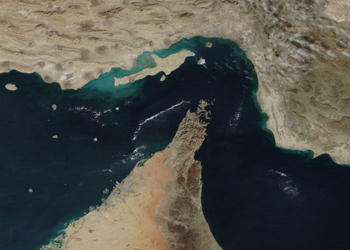 Iran Klaim Tutup Selat Hormuz, Amerika Serikat Bantah dan Pastikan Jalur Pelayaran Tetap Normal