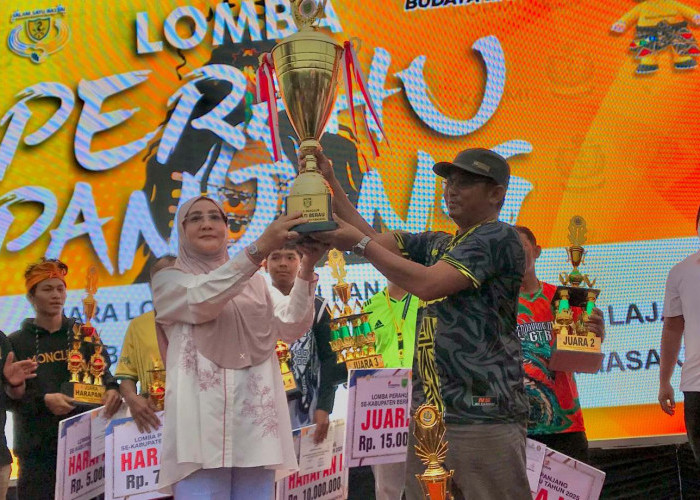 Mambas Parrang Sambaliung Tumbangkan 19 Tim dalam Lomba Perahu Panjang Berau