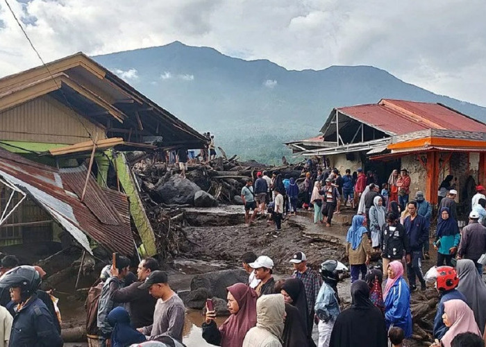 BNPB: 37 Orang Meninggal Dunia akibat Banjir Bandang di Sumatera Barat