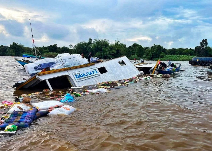 Breaking News: KM Dahliya Tujuan Long Bagun Dilaporkan Tenggelam di Sungai Mahakam Kukar