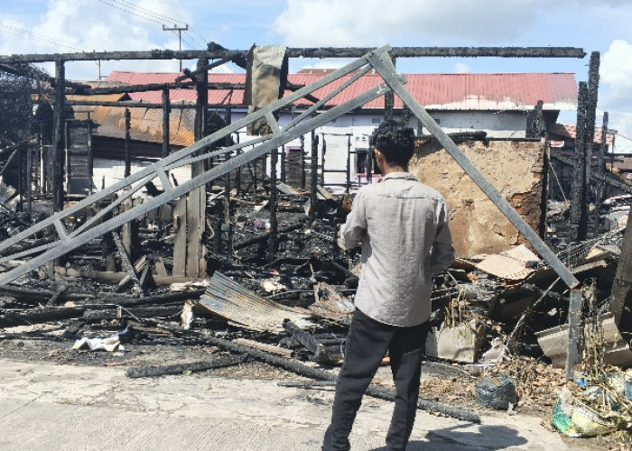 Usai Tinjau kebakaran Kampung Baru, Bupati Kukar Siap Bantu Pemulihan Warga Terdampak
