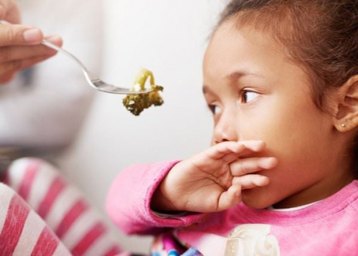 7 Makanan Tidak Disukai Anak, Tapi Penting untuk Tumbuh Kembang Mereka