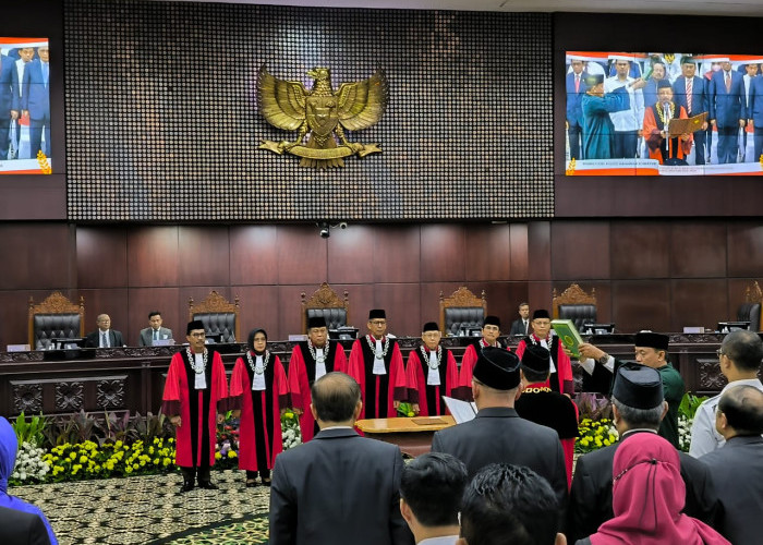Hakim Suhartoyo Resmi Jabat Ketua MK yang Baru