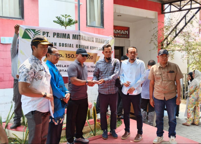 Disbun Kukar Apresiasi Kepedulian Perusahaan, PT PMM Salurkan CSR untuk Korban Kebakaran