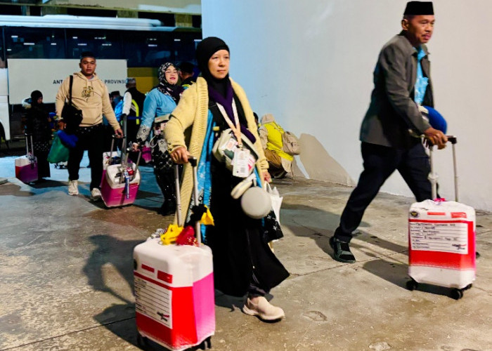 Jamaah Haji 2026 Mulai Pulang 7 Juni, Embarkasi Balikpapan Siapkan Kepulangan 17 Kloter hingga Akhir Bulan 