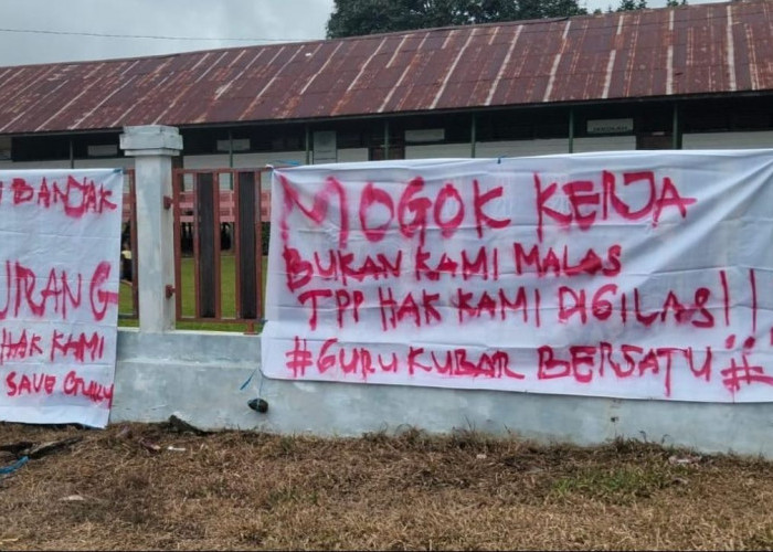 Aksi Mogok Guru di Kubar Meluas, 90 Sekolah Ikut Berhenti Mengajar