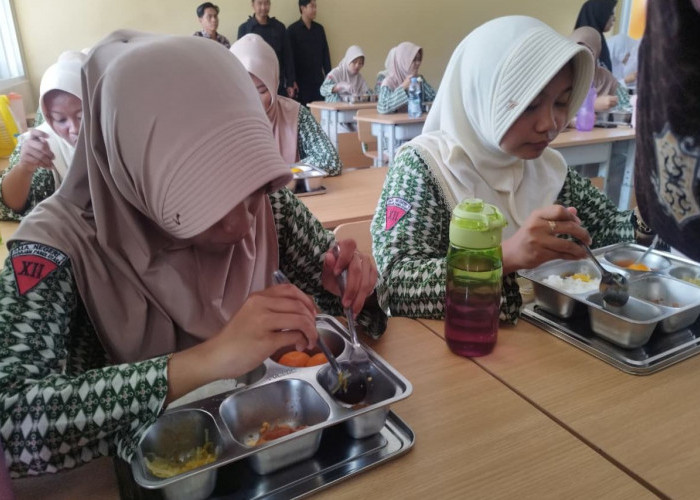 Roti dari UMKM jadi Menu Pengganti MBG selama Ramadan di SPPG Penajam
