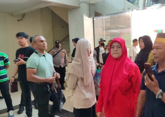 Ancam Kemah di Kantor Disdag Kota Samarinda, Pedagang Pemegang SKTUB Tuntut Kepastian Lapak Pasar Pagi
