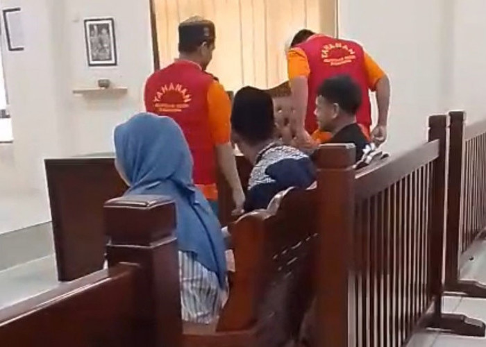 Diteriaki Maling, 2 Pria di Balikpapan Aniaya Pemilik Gudang