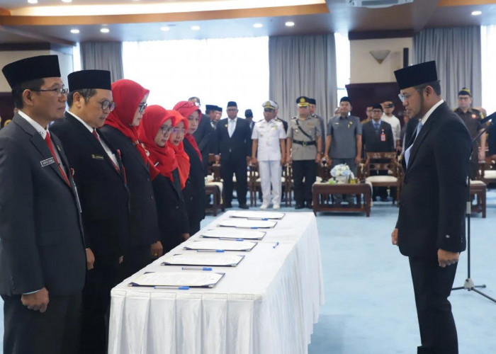 Rudy Mas’ud Rotasi Sejumlah Kepala Dinas, 14 Jabatan Eselon II Kaltim Masih Kosong