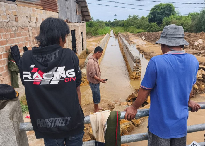 Proyek Drainase Belum Rampung, Air Meluap ke Rumah Warga di Bontang