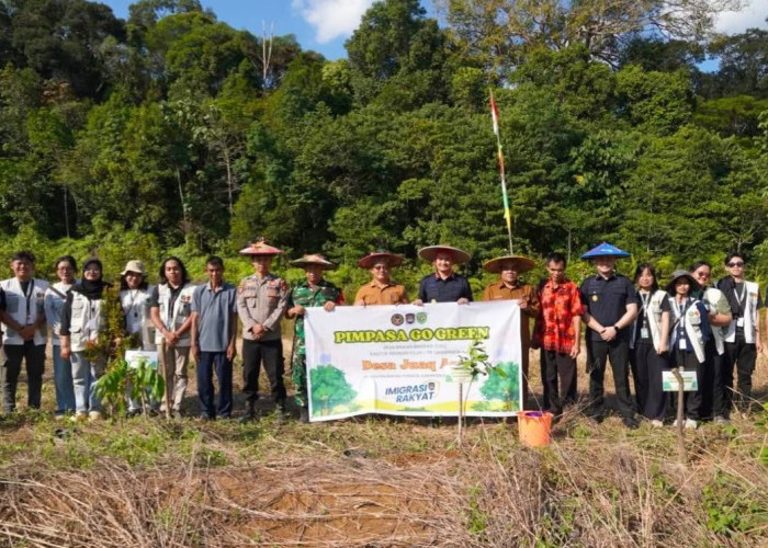 Dari Pengawasan Orang Asing hingga Penanaman Bibit, Imigrasi Samarinda Hadir untuk Masyarakat Kubar