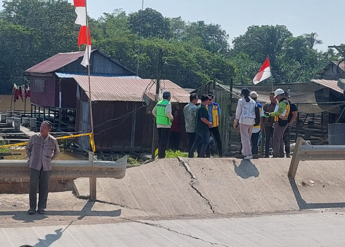 BBPJN Kaltim Kaji Opsi Pemasangan Dinding Penahan Tanah, Tangani Jalan Longsor di Jembayan Kukar