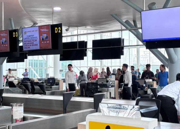 Penumpang Akui Tiket Pesawat Masih Murah Jelang Nataru: Beli Dadakan Masih di Bawah Rp1 Juta