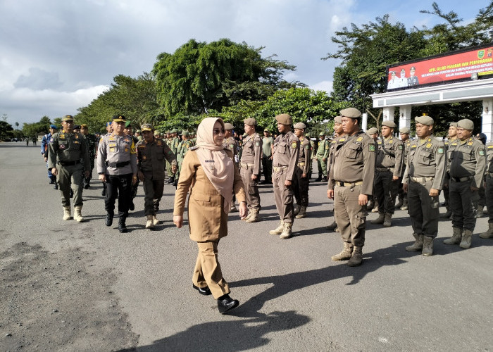 Libatkan Satlinmas Amankan Pemilu, Bupati Sri Juniarsih : Tambahan 1.472 Personel Pengamanan