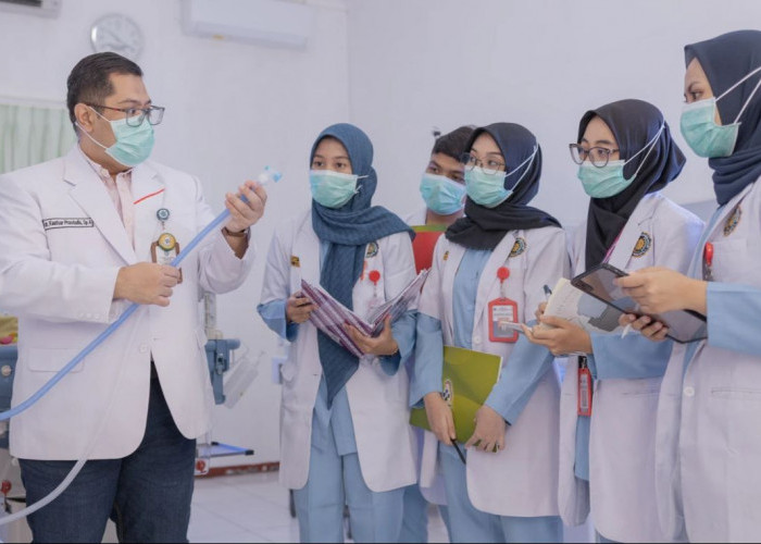 Jumlah Dokter Spesialis Kaltim Naik Jadi 986 Orang, Distribusi Antar Daerah Masih Timpang