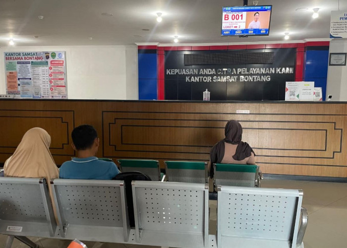 Realisasi Pajak Kendaraan di Bontang Masih Minim, Petugas Tagih ke Rumah hingga Tempel Stiker