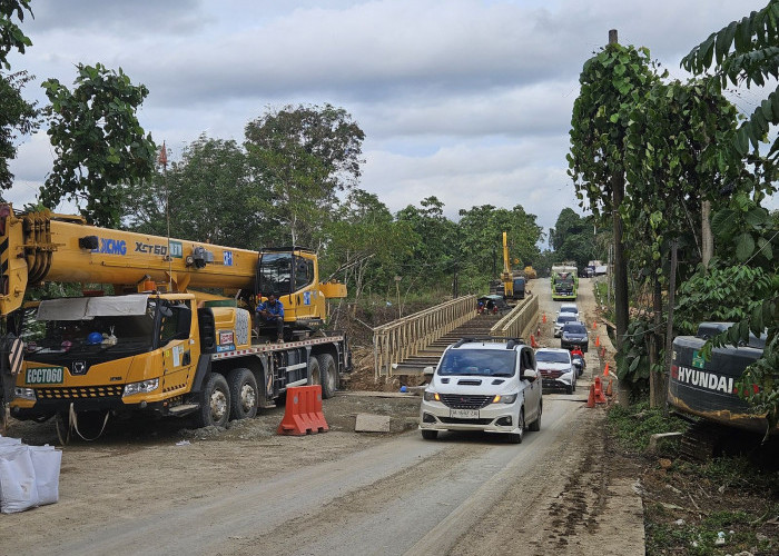 Lereng Jalan Semoi 2-Samboja Diperkuat, Open Traffic Dua Arah Segera Dilakukan