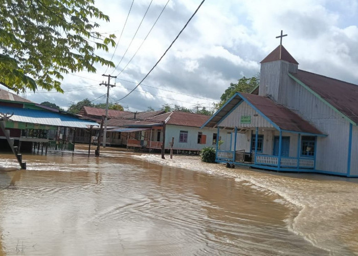 Kenaikan Debit Air Sungai Kelay Melonjak Signifikan, Warga 11 Kampung Diimbau Waspada Banjir Kiriman