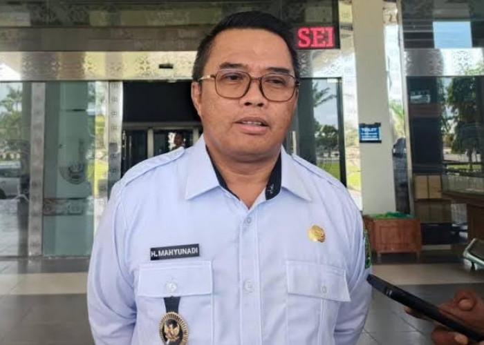 Pemkab Kutim Melarang Sekolah Mewajibkan Siswa Beli Seragam 