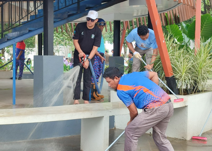 Tinjau Gotong Royong di Taman Cerdas, Andi Harun Soroti Pengelolaan dan Fasilitas Publik