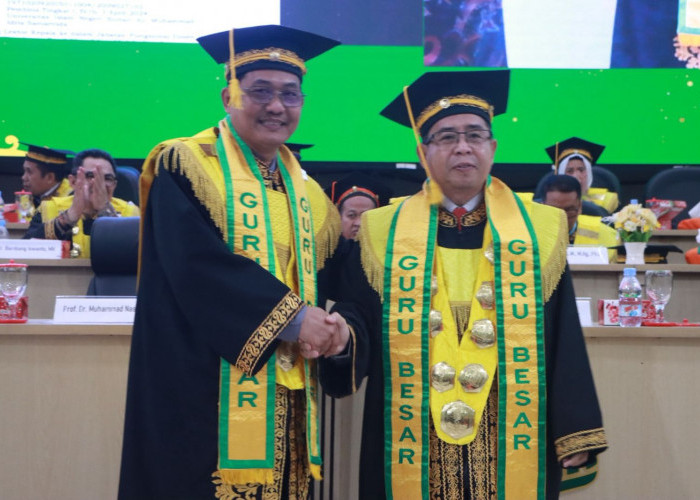 Rektor UINSI Samarinda Kukuhkan Guru Besar Ke-12 Bidang Ilmu Pendidikan Islam Multikultural 
