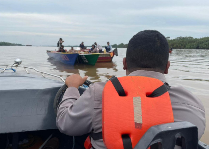 Nelayan Muara Jawa Kukar Hilang di Sungai Tamapole, Perahunya Tenggelam Akibat Cuaca Buruk