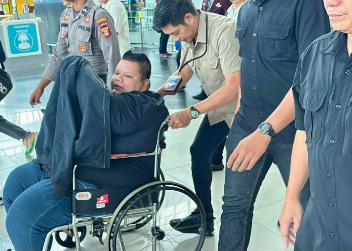 Muraker, Terpidana Kasus Pengancaman dengan Senpi Tak Berdaya Diringkus di Bandara Sepinggan Balikpapan