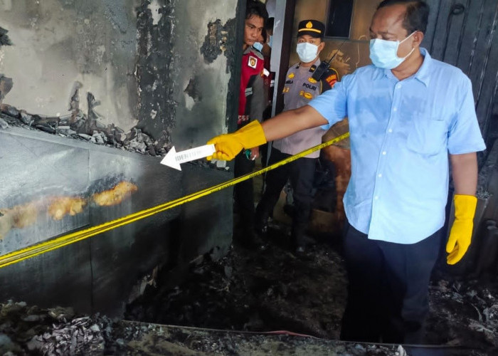 3 CCTV hingga Galon Pertalite Diamankan Polisi dari TKP Kebakaran Diskominfo Kukar