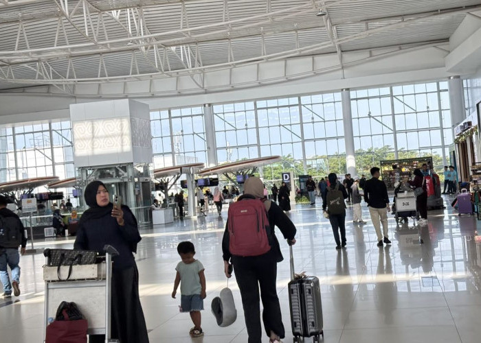 Dampak Abu Vulkanik Anak Krakatau, 24 Penerbangan dari dan Menuju Bandara SAMS Sepinggan Balikpapan Dibatalkan