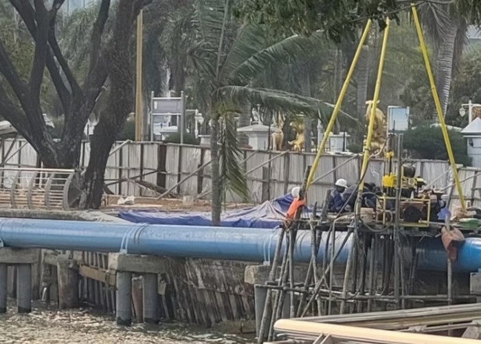 Pemkot Samarida Sebut Perbaikan Kerusakan Pondasi Teras Mahakam Masih Tanggung Jawab Kontraktor 
