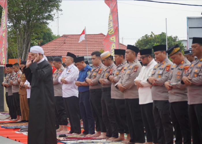 Mohon Hujan di Tengah Kemarau Panjang, Polres Paser Gelar Salat Istisqa Bersama Forkopimda