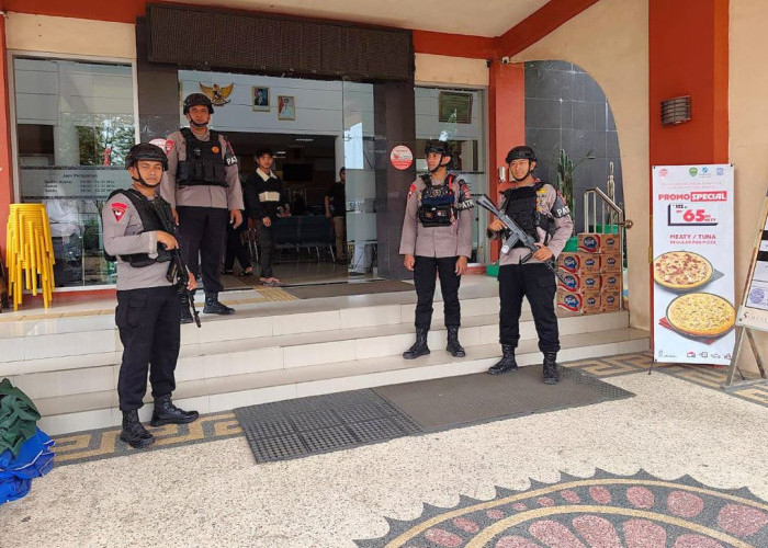 Brimob Kaltim Patroli Aset Vital di Kubar, Samsat hingga SPPG Jadi Sasaran