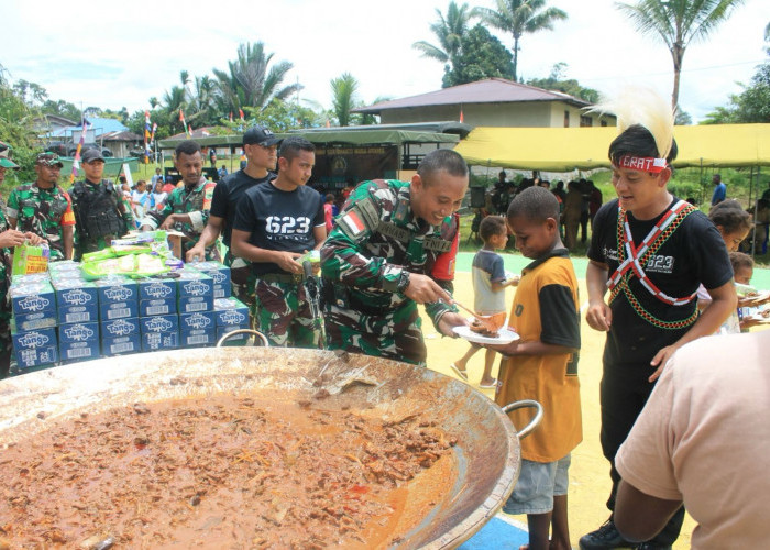 Bersama Satgas Yonif 623/BWU, Misi Kuali Merah Putih Bobon Santoso Menembus Daerah Rawan di Kabupaten Maybrat
