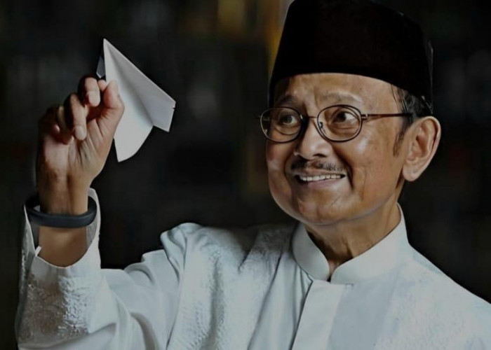 Pernyataan BJ Habibie Viral Lagi, Usai Pidato Prabowo terkait Dolar