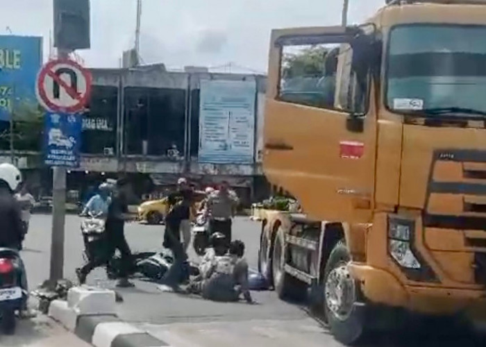 Muara Rapak Makan Korban Lagi, Truk Trailer Lindas Pengendara Motor Sampai Tak Bernyawa