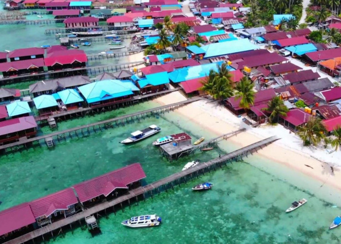 Kewenangan Terbatas, DPMPTSP Sulit Tindak Resort yang Menjorok ke Laut di Derawan