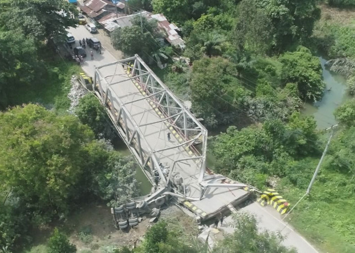 Jembatan Bailey akan di Bangun Dekat Jembatan Busui yang Ambruk untuk Akses Sementara