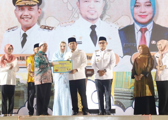 Guru Sejahtera, Kaltim Berdaya: Pemprov Salurkan Insentif JosPol untuk 36 Ribu Lebih Pendidik