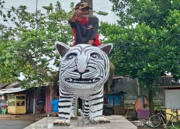 Dicemooh di Medsos, Patung Macan Lucu di Kediri Justru Membawa Berkah Ekonomi