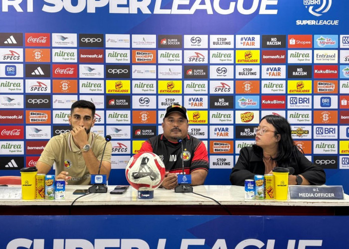 Pelatih Semen Padang Waspadai Kekuatan Kolektif Borneo FC