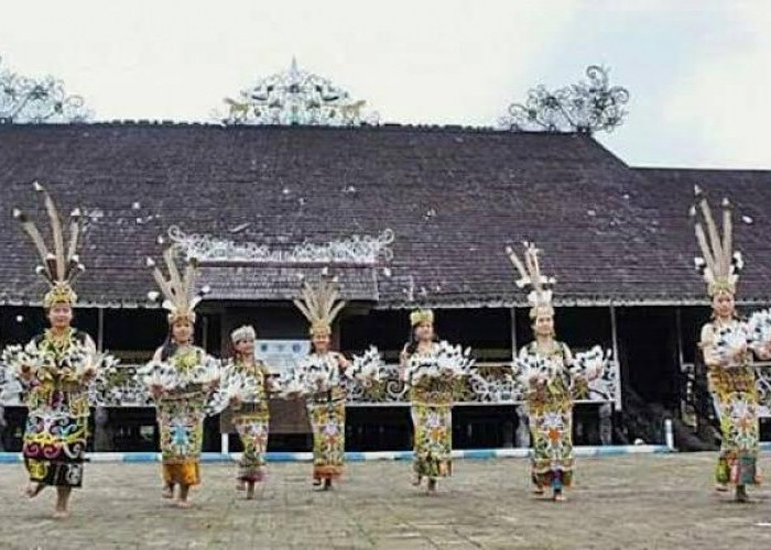 Layanan Wisata Ramah Turis, Dispar Kaltim Permudah Akses Wisatawan Asing Jelajahi Destinasi Murah