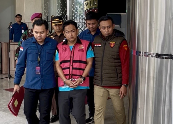 Ketua Ombudsman RI Terjerat Korupsi 6 Hari setelah Dilantik Presiden, Pansel Kecolongan?