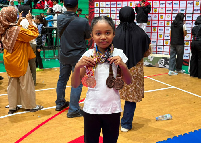 Keren, Siswi SDN 031 Tanah Grogot Boyong Empat Medali di Kejuaraan Karate Se-Kalimantan 