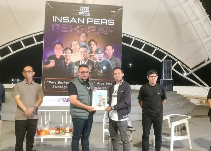 Nongkrong Bersama Jurnalis, Bupati Kukar Tegaskan Peran Pers sebagai Pilar Pentahelix Pembangunan