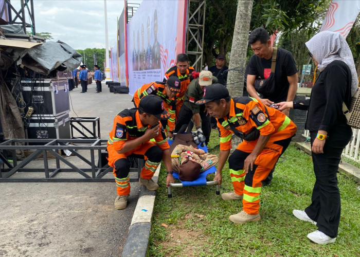 8 Peserta Upacara HUT RI di Balikpapan Pingsan Sebelum Bendera Berkibar